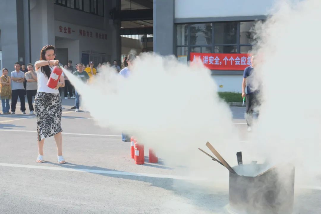 江蘇北人開展2025年度消防安全演練 江蘇北人開展2025年度消防安全演練